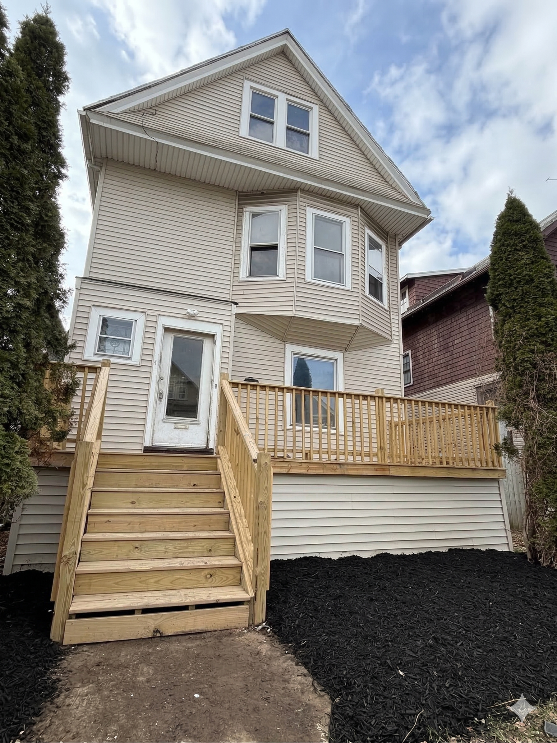 929 Lafayette Avenue