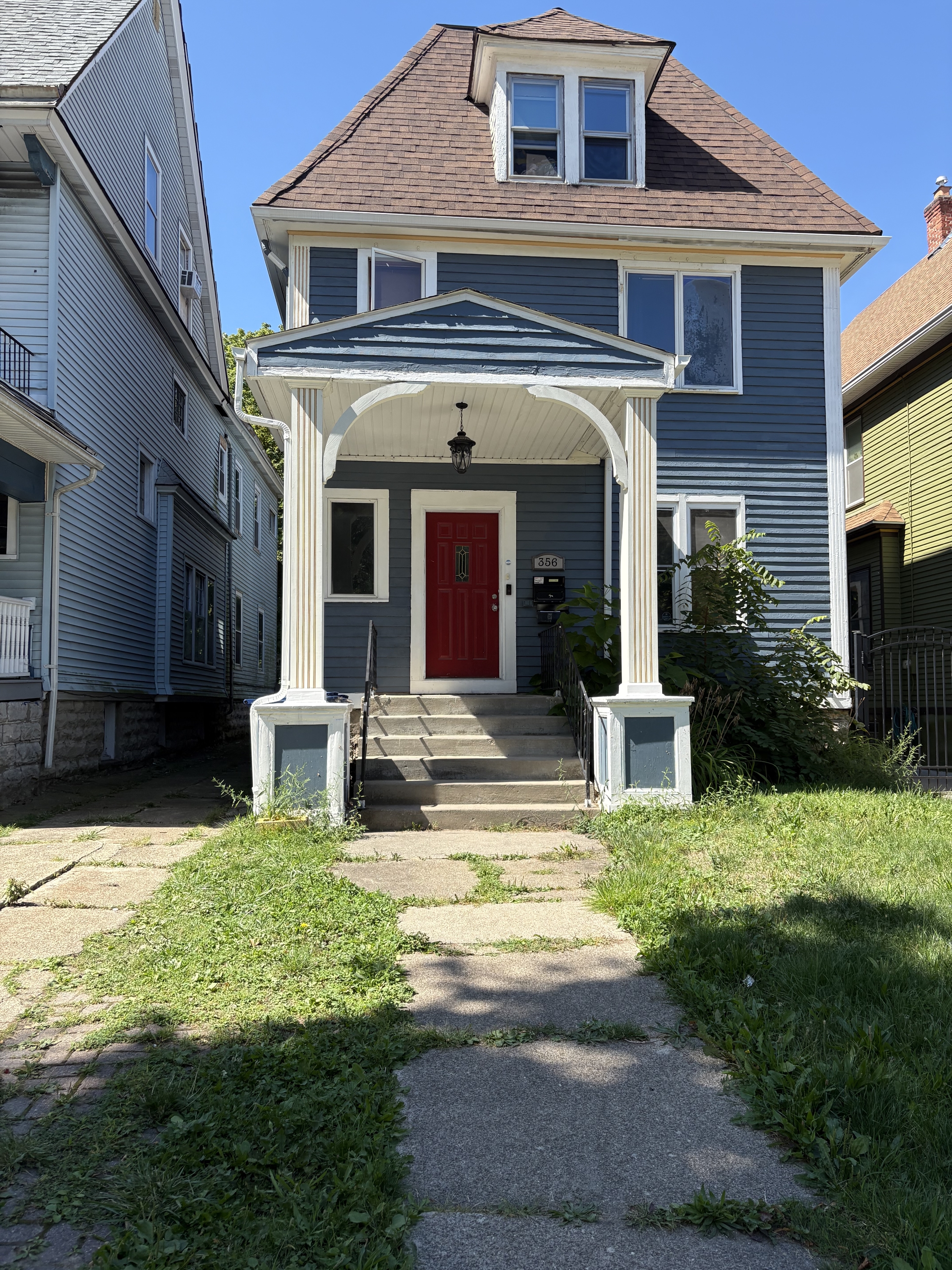 356 Baynes Street