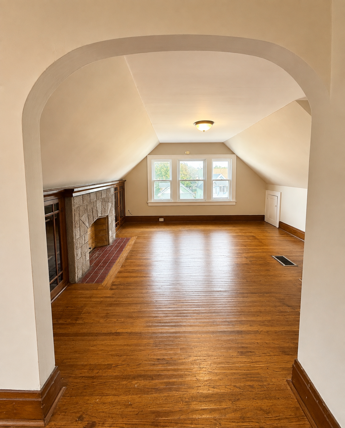 172 Roesch Avenue