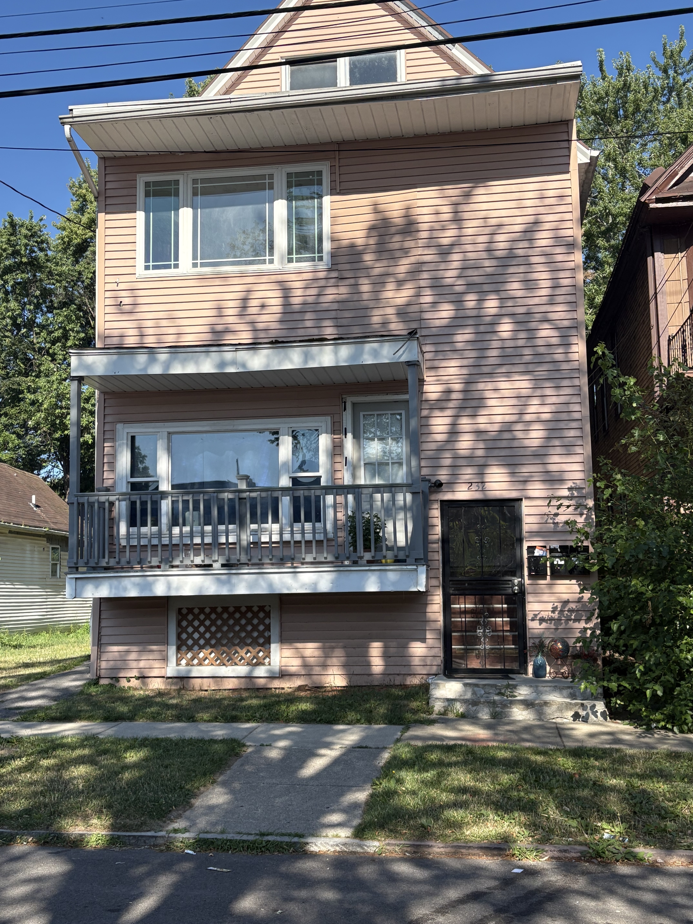 232 Dewitt Street